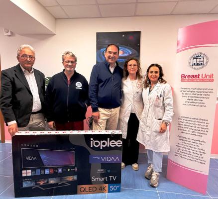 Sport e solidarietà: il Circolo Velico Reggio per la Breast Unit di Senologia del G ...